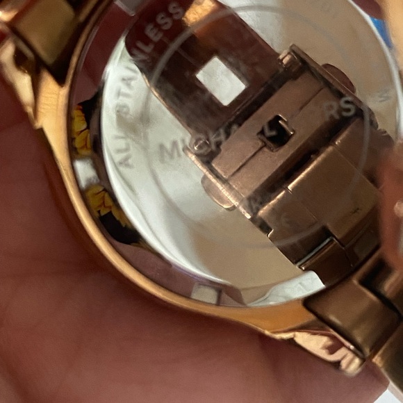 Michael Kors watch. - Picture 3 of 5